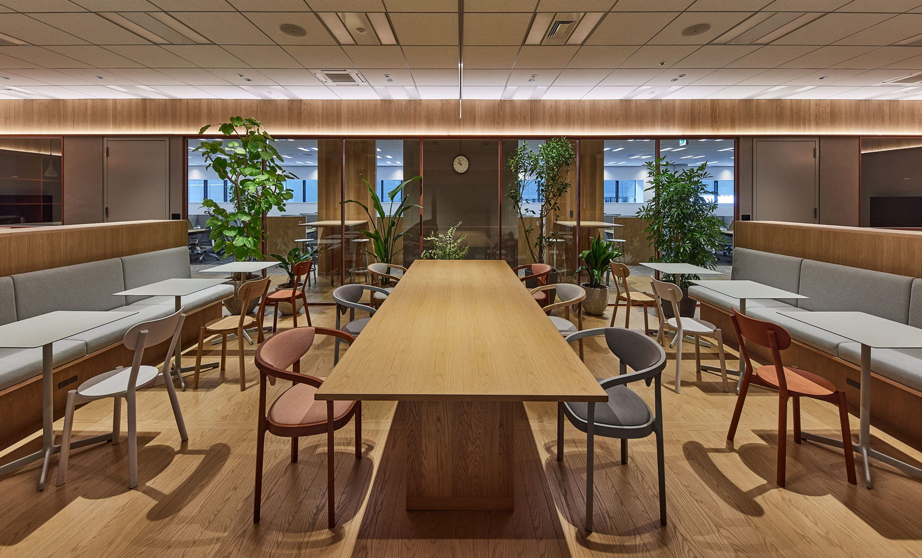 株式会社朝日ネット様 オフィス