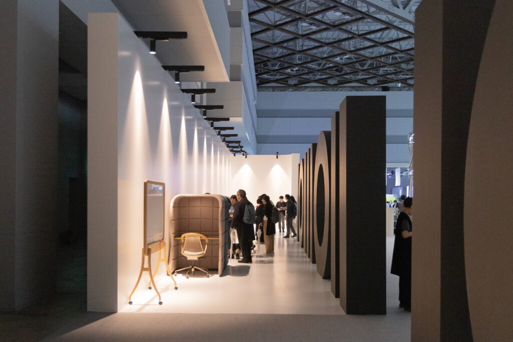 201°の展示ブース
