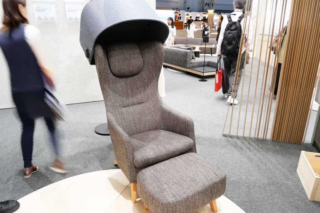 プラスの仮眠用チェア